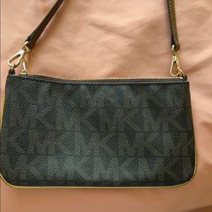 Michael Kors cross body